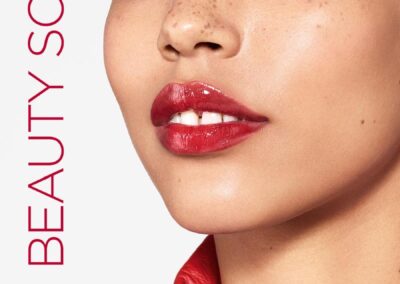 Clarins Beauty School