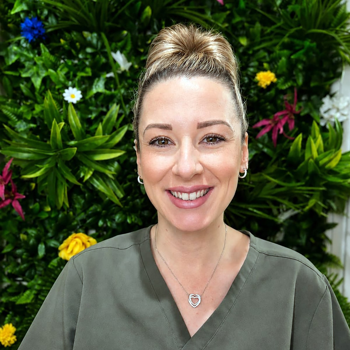 Lauren - Senior Beauty Therapist