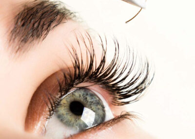 25% off lash extensions with Katie
